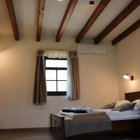 Appartement Zoeld Tanya Vendeghaz Es Rendezvenykoezpont Kiskunmajsa