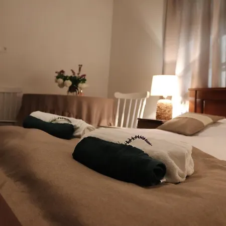 Apartament Zoeld Tanya Vendeghaz Es Rendezvenykoezpont *